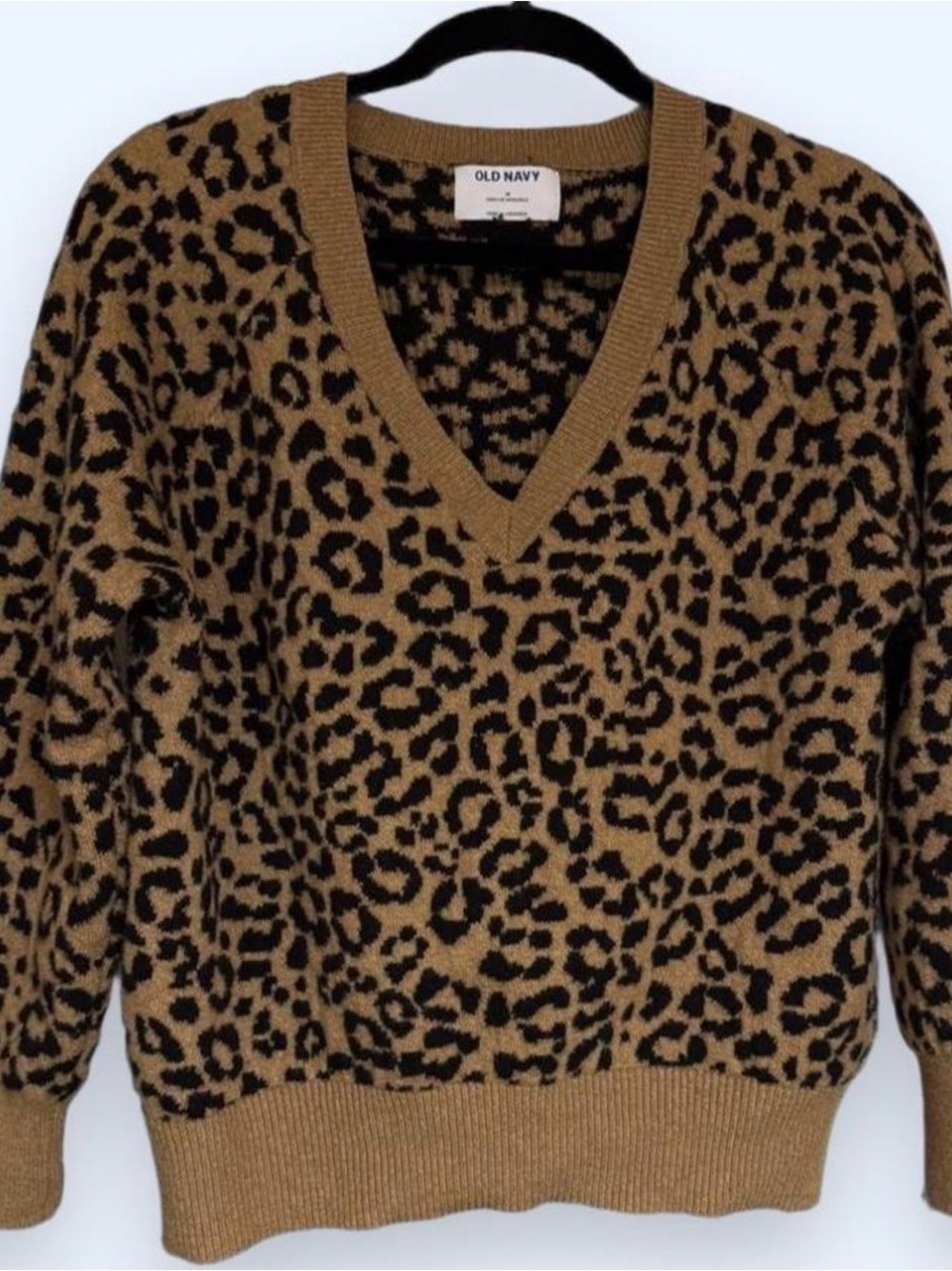 Old Navy Leopard Print V-Neck Sweater - Camel & Black